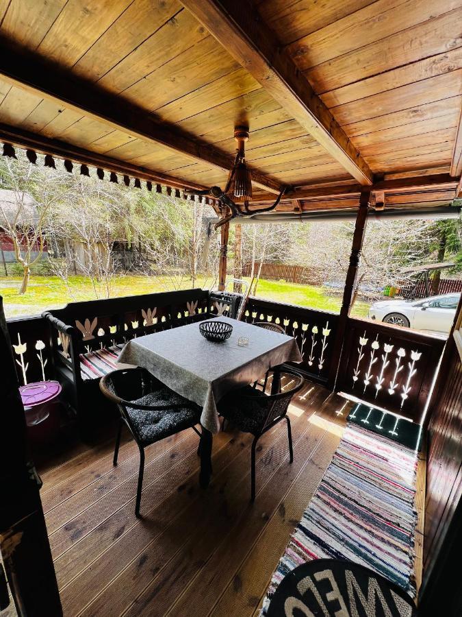 Cabana Adrienne Izvoru Mureşului エクステリア 写真