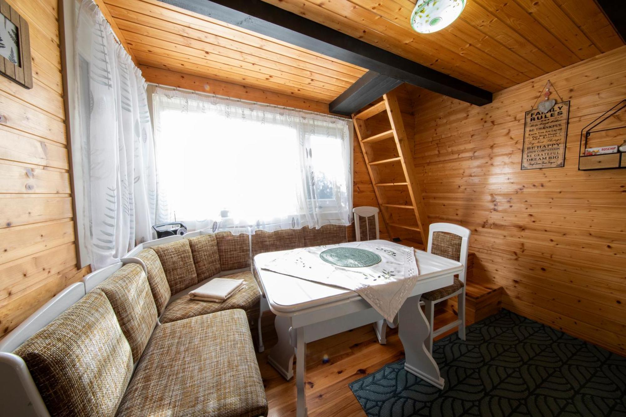 Cabana Adrienne Izvoru Mureşului エクステリア 写真