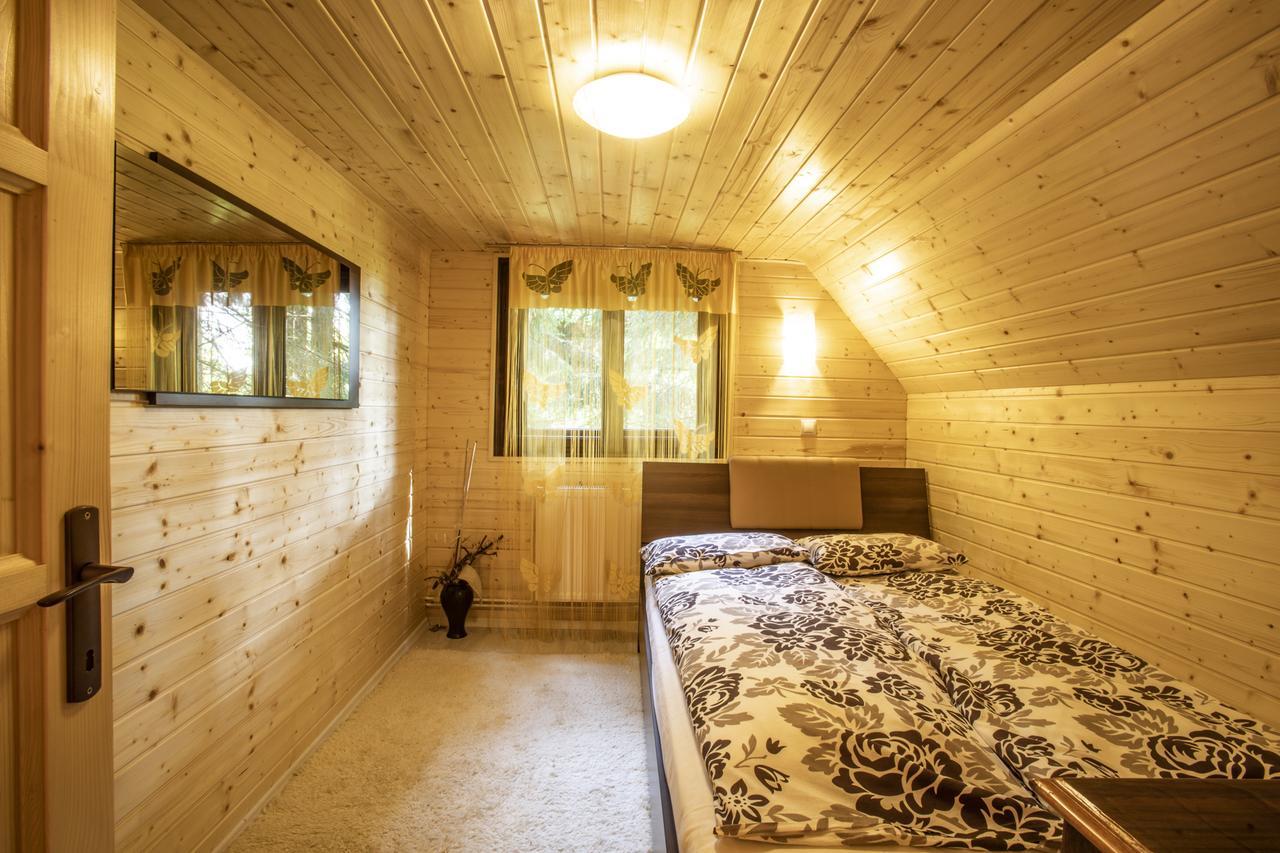 Cabana Adrienne Izvoru Mureşului エクステリア 写真
